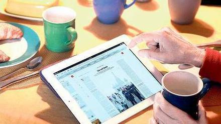 Zu einem guten Frühstück gehört die Zeitung für viele Menschen mit dazu. Immer mehr Leser abonnieren E-Paper-Ausgaben für ihre Smartphones und Tablet-PCs. 