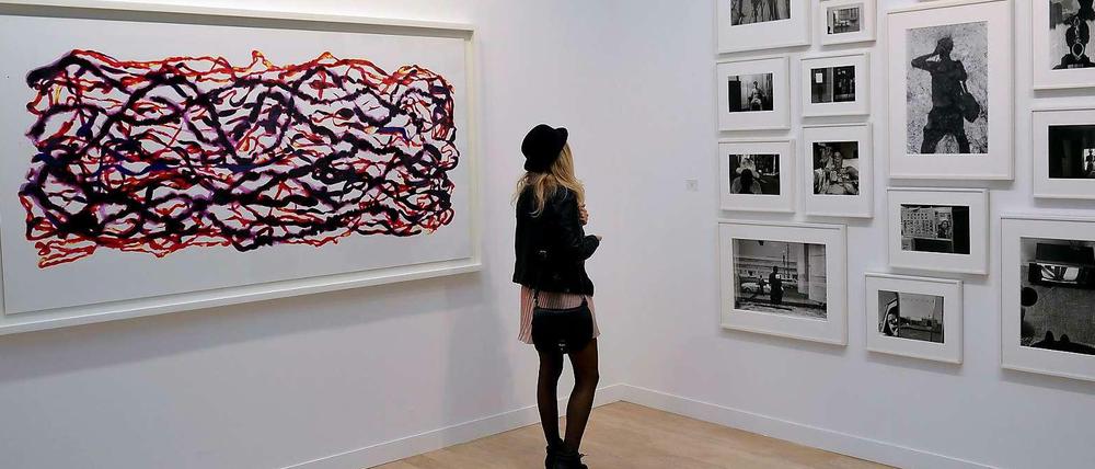 Objekt der Begierde. Eine Koje mit Fotografien von Lee Friedlander 2012 auf der Messe Paris Photo im Grand Palais.