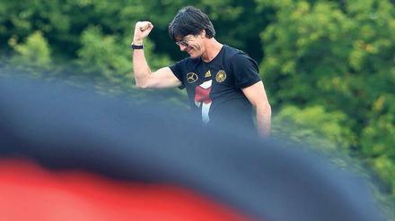 Deutschland trifft bei der EM-Qualifikation