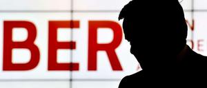 Hartmut Mehdorn verdiente 2013 als Chef der Flughafengesellschaft 501.000 Euro.