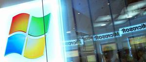 Microsoft streicht bei der Umstrukturierung des Konzerns 18.000 von 127.000 Stellen.