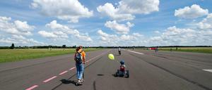 Am Volksentscheid Tempelhofer Feld durften viele Menschen, die in Berlin leben, nicht teilnehmen.
