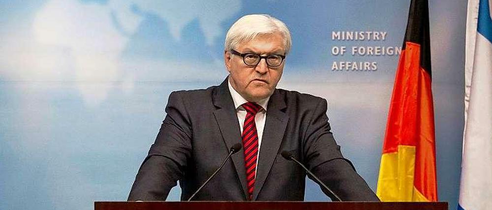 Außenminister Frank-Walter Steinmeier bei einer Pressekonferenz in Jerusalem.