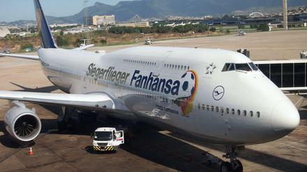 Der "Siegerflieger" steht bereit für die Rückkehr der Weltmeister. Von Rio de Janeiro geht es non-stop nach Berlin-Tegel.