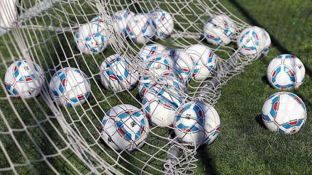 Fußballstar wollen viele werden - doch der Weg ist weit.