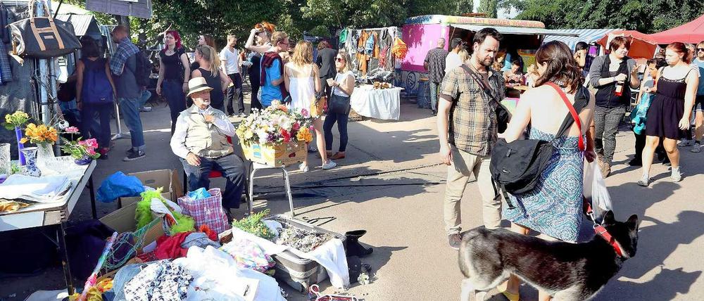 Wurden zu viele Stände zugelassen? So lautet ein Vorwurf an die Betreiber des Trödelmarkts.