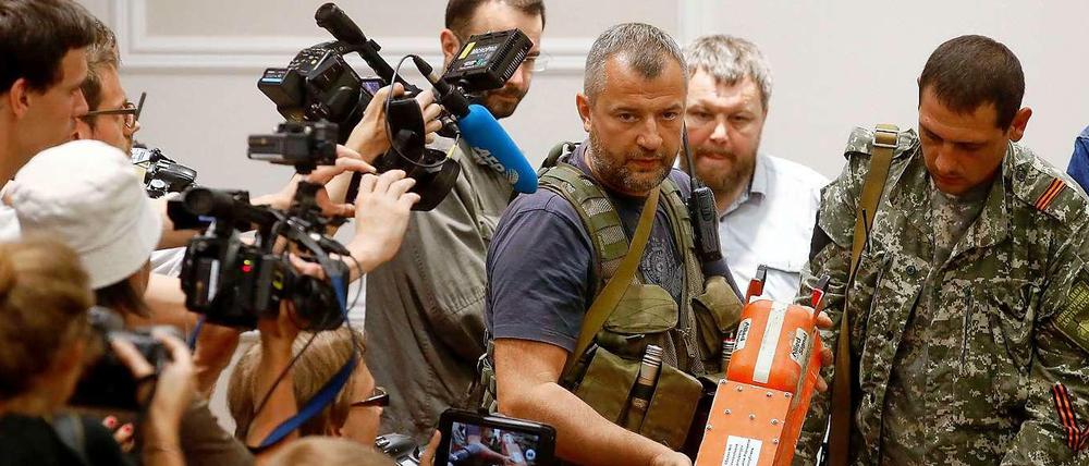 Der Flugschreiber aus dem Cockpit der abgestürzten Boeing von Malaysia Airlines ist nach Angaben des niederländischen Sicherheitsrates nicht manipuliert worden.