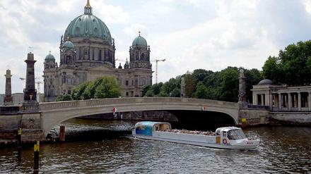 Im Berliner Dom soll der Attentäter des 20. Juli gedacht werden - doch der Gottesdienst sorgt für Streit.