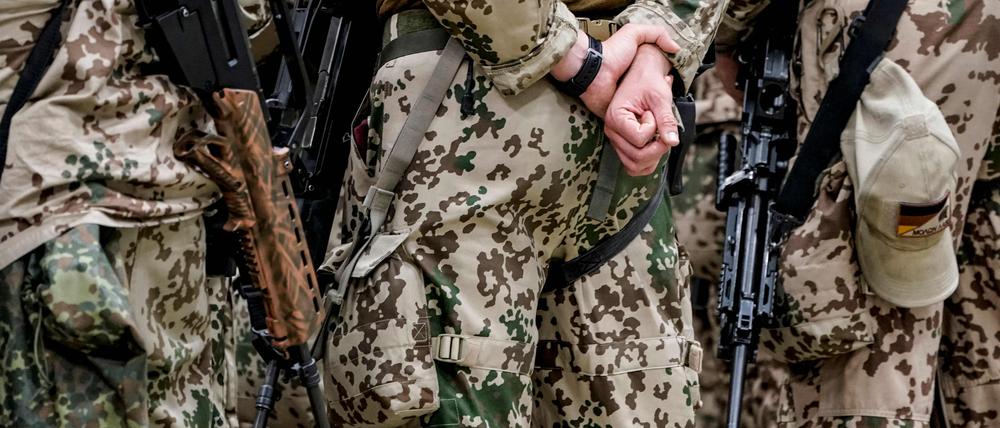 Die letzten aus Kabul ausgeflogenen Bundeswehrsoldaten kommen am 27. August 2021 in Wunsdorf an.