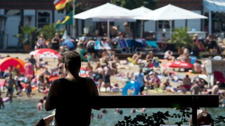 An einer illegalen Badestelle gegenüber vom Strandbad Plötzensee kam ein Mann ums Leben.