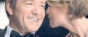 Die erste Eigenproduktion „House of Cards“ mit Kevin Spacey und Robin Wright machte Netflix gleich bekannt. Foto: dpa
