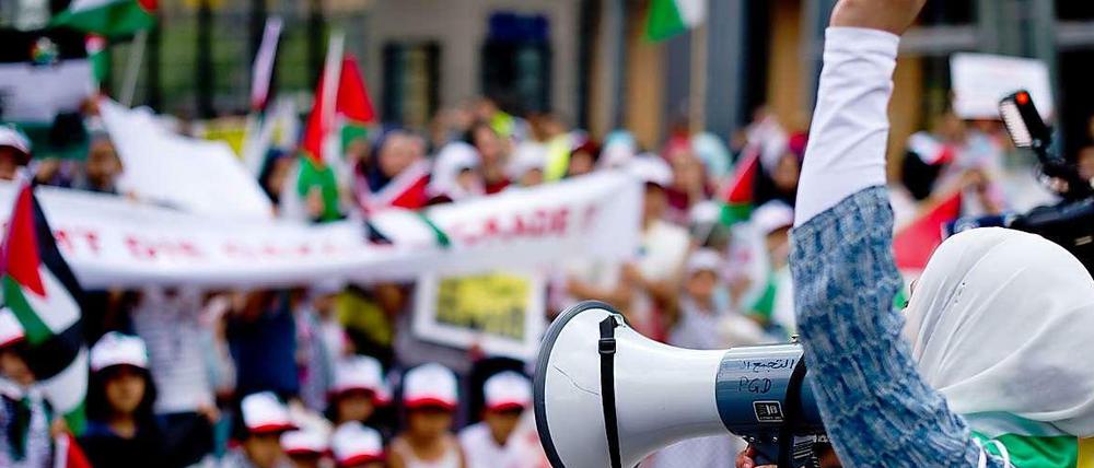 Teilnehmer einer Gaza-Demonstration in Berlin.
