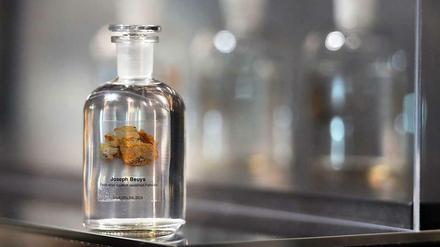 Schnapsidee: Joseph Beuys' Fettecke gibt es jetzt auch zum Trinken.