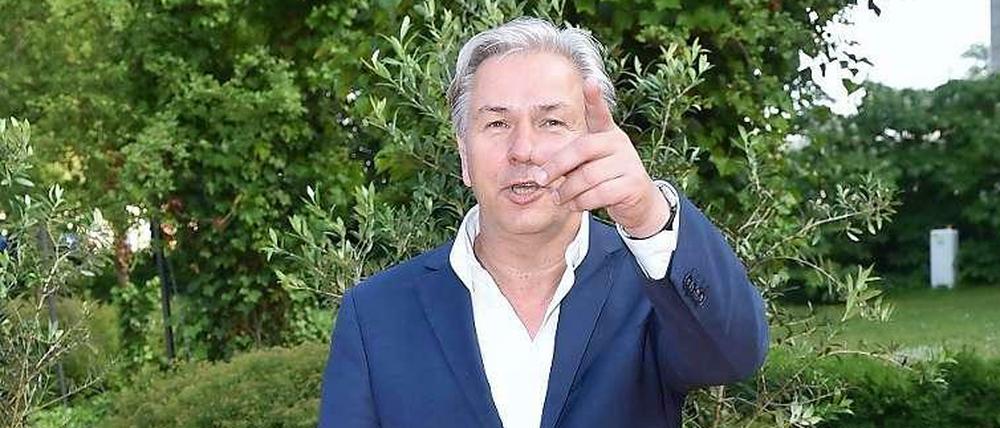 "Ich suche dich" - Klaus Wowereit sucht einen BER-Helfer. 