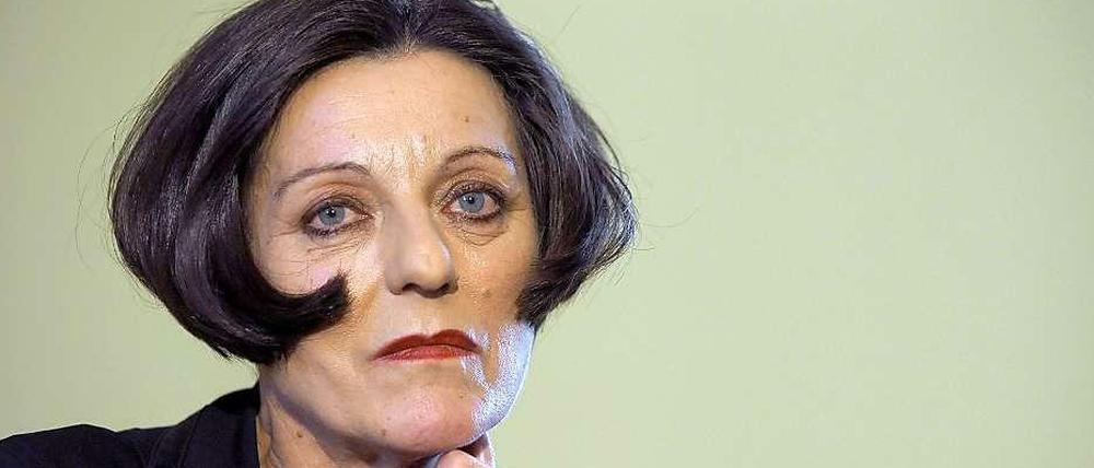 Preisverdächtig. Trägerin des Literaturnobelpreises ist Herta Müller schon. Und wie zeichnet Berlin die Literatin aus? Darum gibt es Streit.