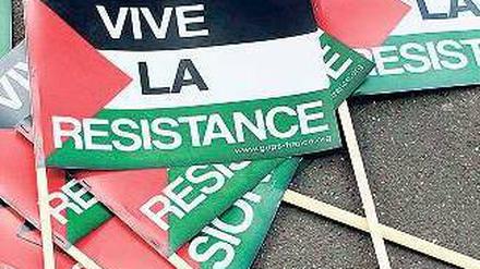 Hetze gegen Juden. In Paris und Sarcelles kam es zu gewaltsamen Protesten. Fotos: AFP (2), Reuters (2)