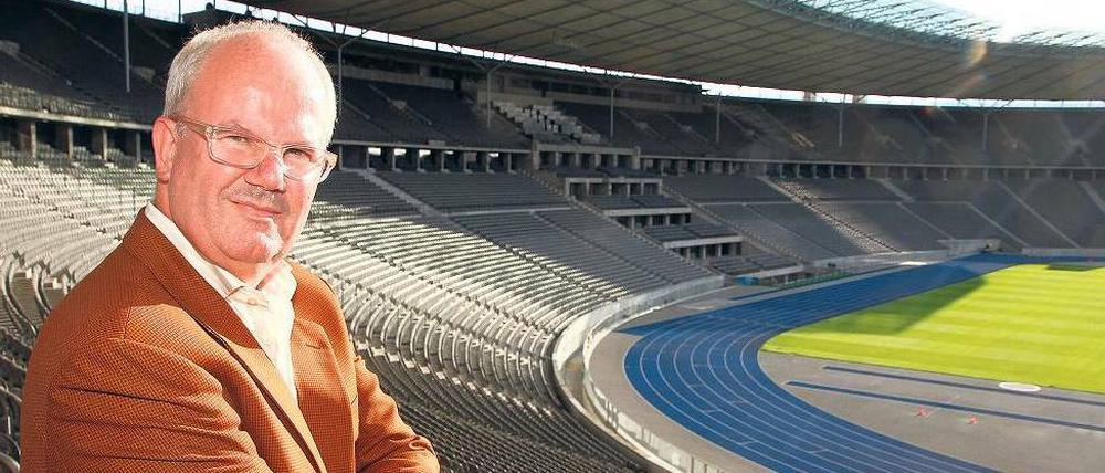Herr der Ränge. Joachim E. Thomas ist seit 2010 Manager des Olympiastadions.