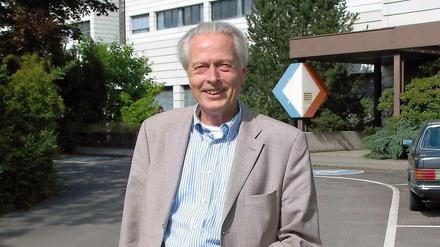 Engagiert – und zunehmend ungeduldig. Reinhard Baumgarten, Leiter des Regionalmanagements Berlin Südwest, am geplanten Technologie- und Gründungszentrum in Dahlem.