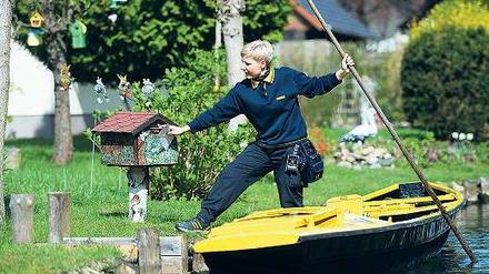 Zu teuer? Postchef Frank Appel findet, dass die Briefträger zu viel verdienen, und will jungen Kollegen künftig weniger zahlen. 