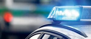 Alarm, Alarm. Ob Polizei oder Feuerwehr, Technische Hilfeleister oder Rettungsschwimmer: Es ist ihr Job, für andere da zu sein. Doch statt einem Dankeschön bekommen viele Helfer immer wieder dumme Sprüche zu hören.