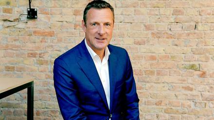 Niek Jan van Damme ist seit März 2009 Mitglied des Vorstands der Deutschen Telekom AG. Er verantwortet das Festnetz- und Mobilfunkgeschäft für Privat- und Geschäftskunden in Deutschland.