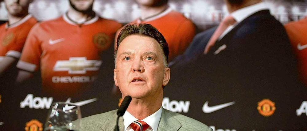Mit dem neuen Trainer Louis van Gaal will der englische Rekordmeister zurück an die Spitze.