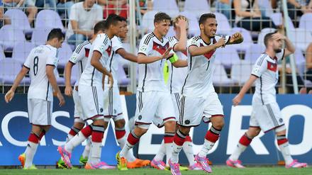 Ich war's. Hany Mukhtar feiert sein Tor.