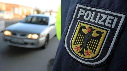 Die Bundespolizei fasste die beiden mutmaßlichen Täter, die am Sonntag einen Mann in der S-Bahn verprügelten