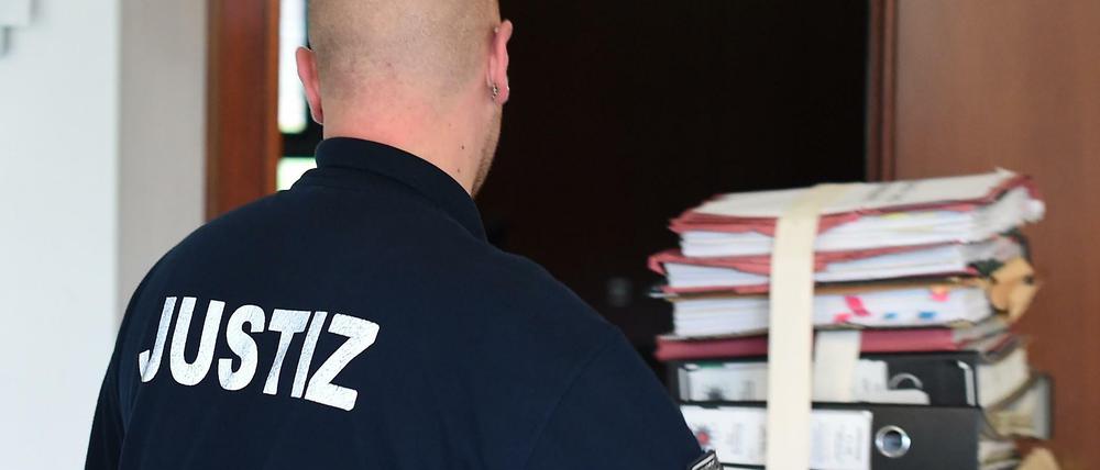 Weniger Arbeit für die Justiz, die Gewalttaten werden immer weniger.
