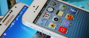 Wer hat bei wem abgeschaut? Das ist die zentrale Frage im Streit zwischen dem US-Konzern Apple und Samsung, dem Rivalen aus Südkorea.
