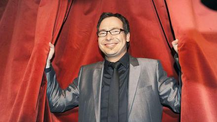 Matthias Opdenhövel moderiert „Das 24 Stunden Quiz“. 