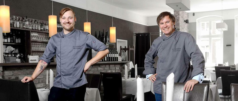 Ein eingespieltes Team: "Kochzimmer"-Chef Jörg Frankenhäuser (r.) und Küchenchef Patrick Schwatke.