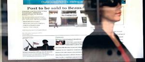 In eigener Sache berichtete die „Washington Post“ vor einem Jahr über den bevorstehenden Verkauf an Jeff Bezos. Der Amazon-Gründer pumpte frisches Geld in die US-Hauptstadtzeitung und schuf damit 50 neue Stellen. Foto: AFP