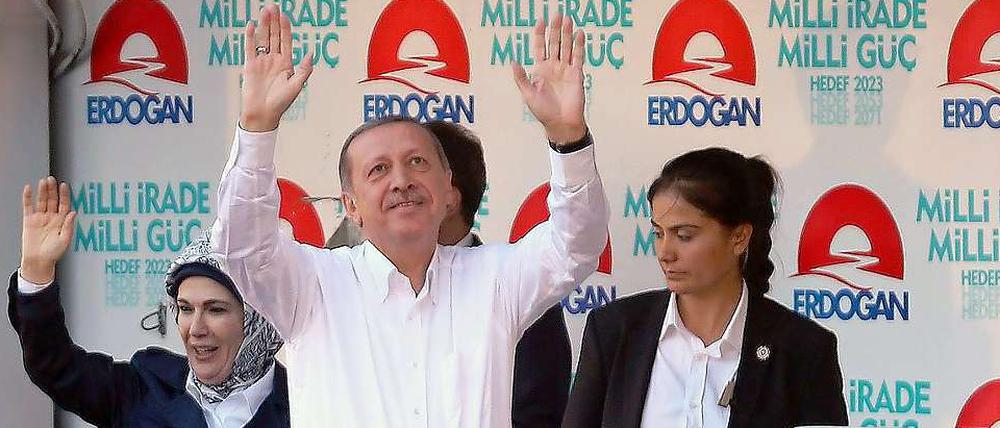 Geht hart gegen Kritiker vor. Premier Erdogan.