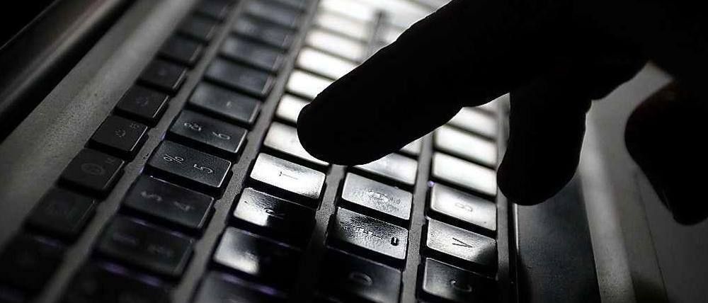Hacker auf Datenjagd: Man wisse, dass die Gruppe in Russland sitze. Sie bestehe aus weniger als einem Dutzend Männer im Alter unter 30 Jahren, die sich persönlich kennen würden.