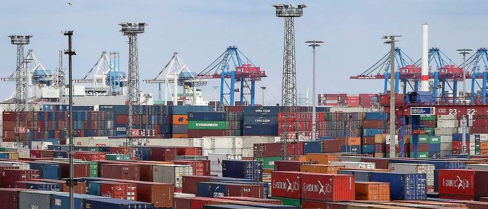 Weniger Export als angenommen. Die deutschen Ausfuhren werden 2014 laut DIHK nur um 3,5 Prozent wachsen. Daran haben die "Fragile Five" ihren Anteil