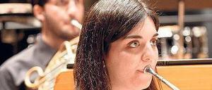 Andalusisches Feuer. Hornistin des Joven Orquesta Nacional de España.