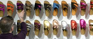 Einst das Synonym für "unattraktiv" heute "supertrendy": Birkenstock-Schuhe.