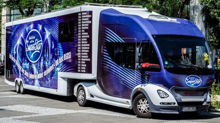 Rollt insgesamt durch acht Länder: Der DSDS-Castingbus.