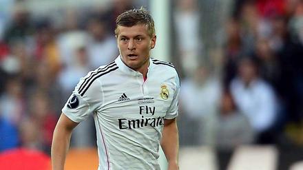 Erstes Spiel und gleich ein Titel. Toni Kroos überzeugt im Supercup für Real Madrid.
