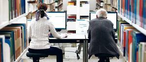 Aus dem Hinterhalt. Auf Facebook wurde eine Soziologin bedroht, die ein Buch über liberale Sexualpädagogik veröffentlicht hatte. Ein Kollege sprang ihr zur Seite und erhielt auch Hasskommentare. Fachgesellschaften erklärten sich mit den Angegriffenen solidarisch.