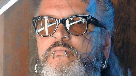 Schwul, Punk, Fotograf, tintensüchtig. Sven Marquardt, 52, wurde in Pankow geboren und lebt dort auch heute.