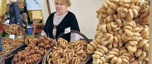 Traditionelles Gebäck gibt es auf dem 2. Regionalmarkt Brandenburg im September.