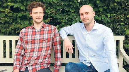 Lukas Neumann und Roman Priebe haben eine Software entwickelt, die das Verschlüsseln von Emails einfacher macht.