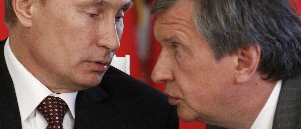 Ein sehr teurer Freund: Wladimir Putin und Rosneft-Chef Igor Setschin