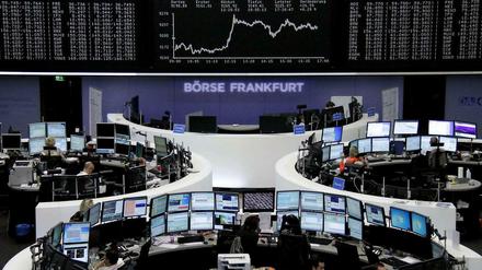 Die Dax-Konzerne haben einen geringen Umsatz gemacht - und dennoch mehr Gewinne.