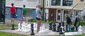 Chess in the City: Tromsö zeigt sich derzeit (klein)kariert.