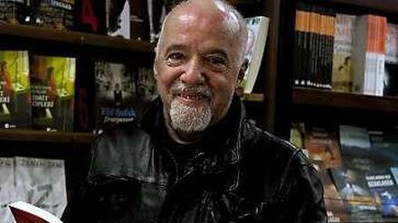 Paulo Coehlo.