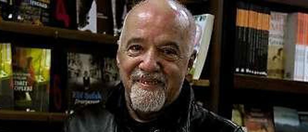 Paulo Coehlo.