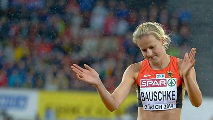 Tränen im Regen. Melanie Bauschke fühlte sich vom Kampfgericht ungerecht behandelt.